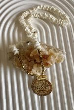 ⁦عقد أنيق يحمل معنى الطمأنينة⁩ - الصورة ⁦4⁩